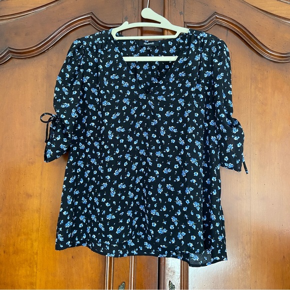 Madewell Silk Cinch-Sleeve Top in Baby's Breath | Size Medium - Picture 3 of 10